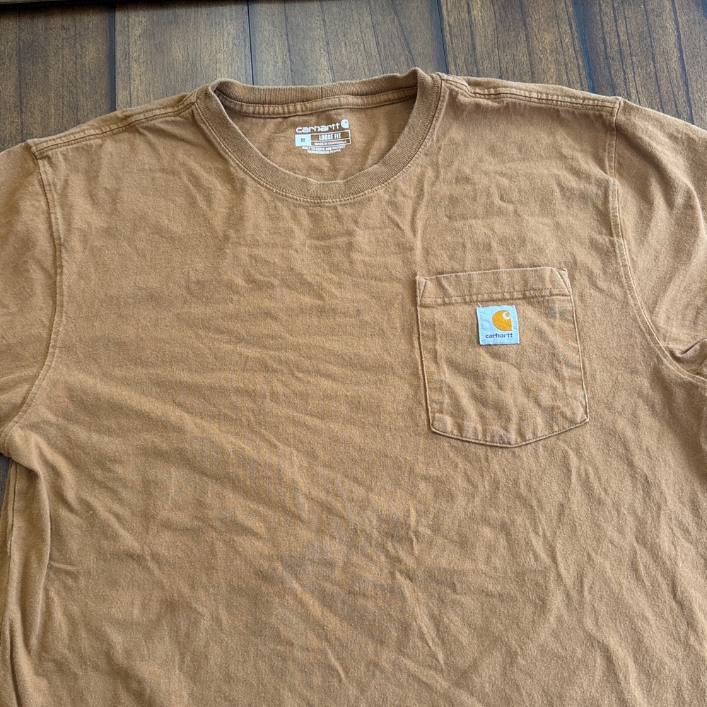 Carhartt medium and Timberland large Brown and Tan Pocket Tees - Picture 4 of 9